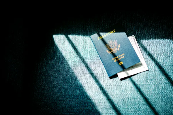 US passport and renunciation paperwork for giving up American citizenship in 2026